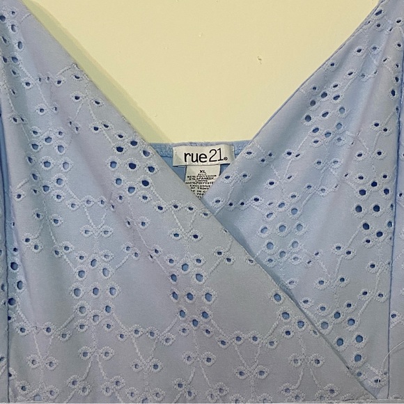 Rue21 Light Blue Eyelet Dress Romper size XL, like new - Picture 4 of 4